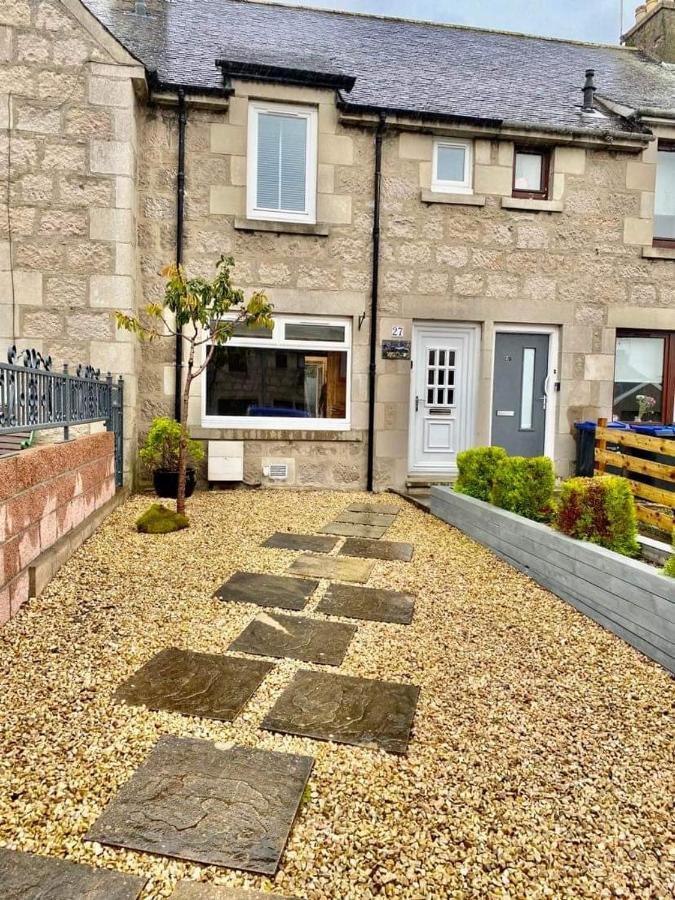 Claire'S Townhouse, Aberdeenshire, 3 Bedrooms 올드멜드룸 외부 사진